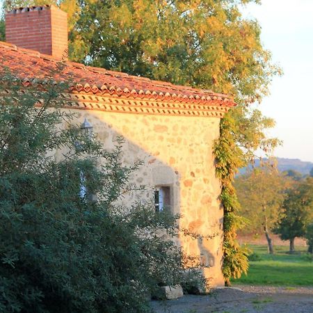 Les Chambres D'Hotes De La Metairie Du Bourg Les Herbiers Exterior foto